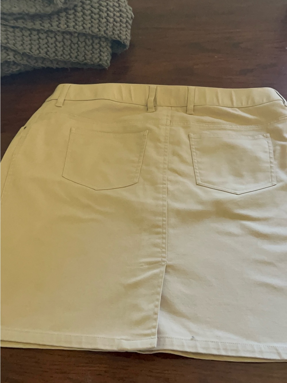 Rafaella Cream Mini Skirt with Back Pockets